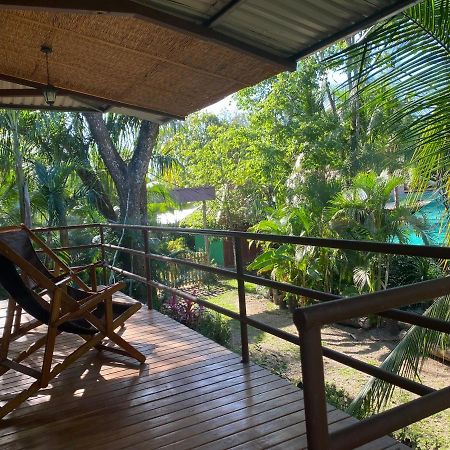 פקוארה Jazlyn Lodge & Tours מראה חיצוני תמונה