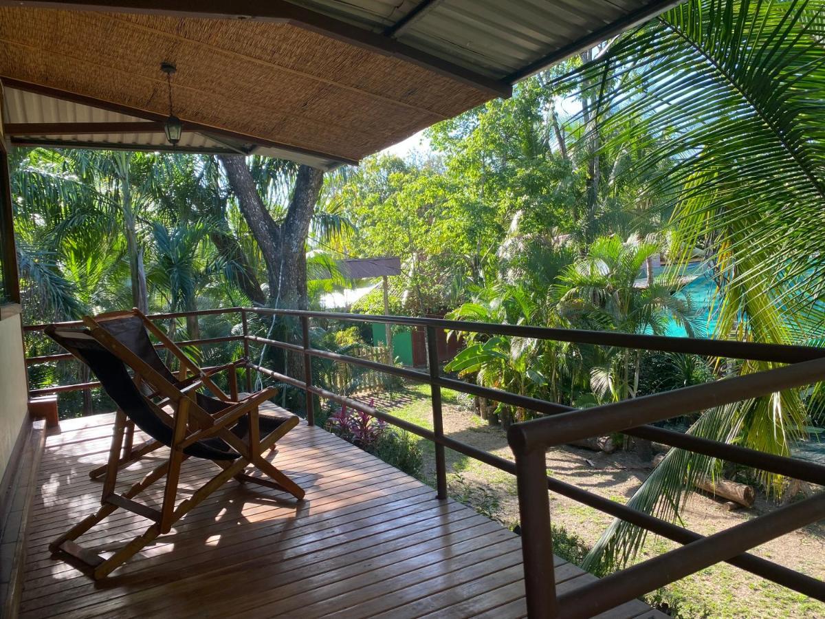 פקוארה Jazlyn Lodge & Tours מראה חיצוני תמונה