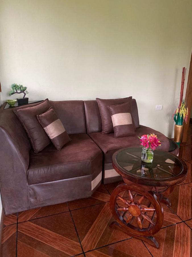 פקוארה Jazlyn Lodge & Tours מראה חיצוני תמונה