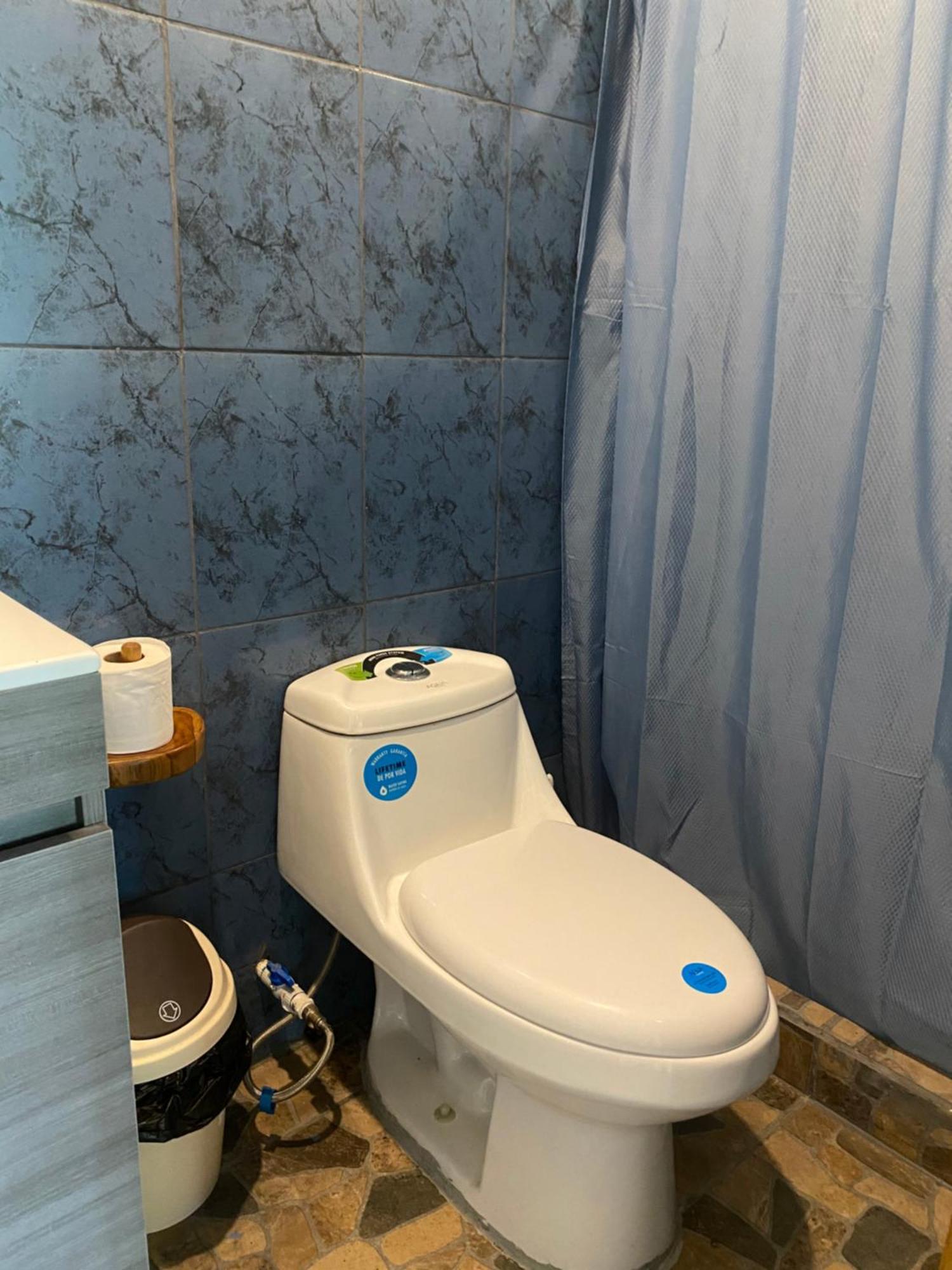 פקוארה Jazlyn Lodge & Tours מראה חיצוני תמונה